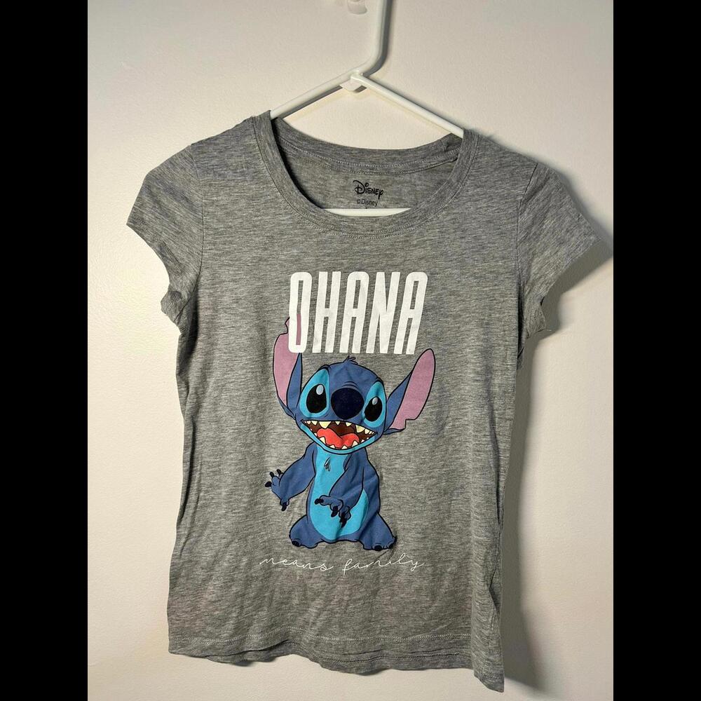 Disney Stitch Kids Short Sleeve shirt in size‎ L